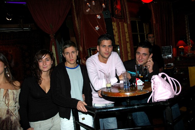 min 2005 11 06 sharkys 079